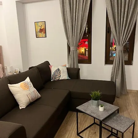 Apartament Marrone On Bogoridi