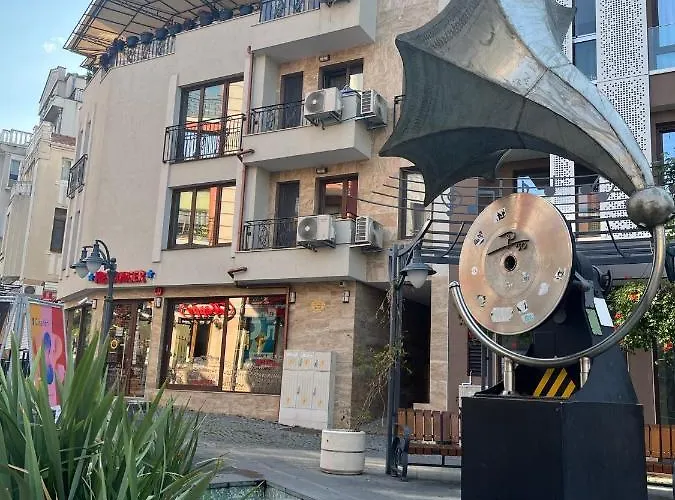 Apartament Marrone On Bogoridi *