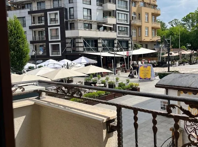 Marrone On Bogoridi Apartament